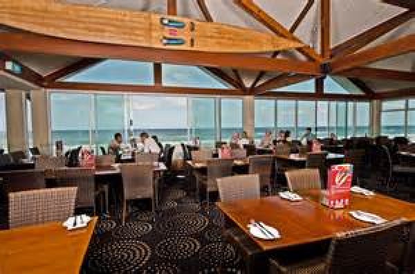 Labrador Liquor Barn