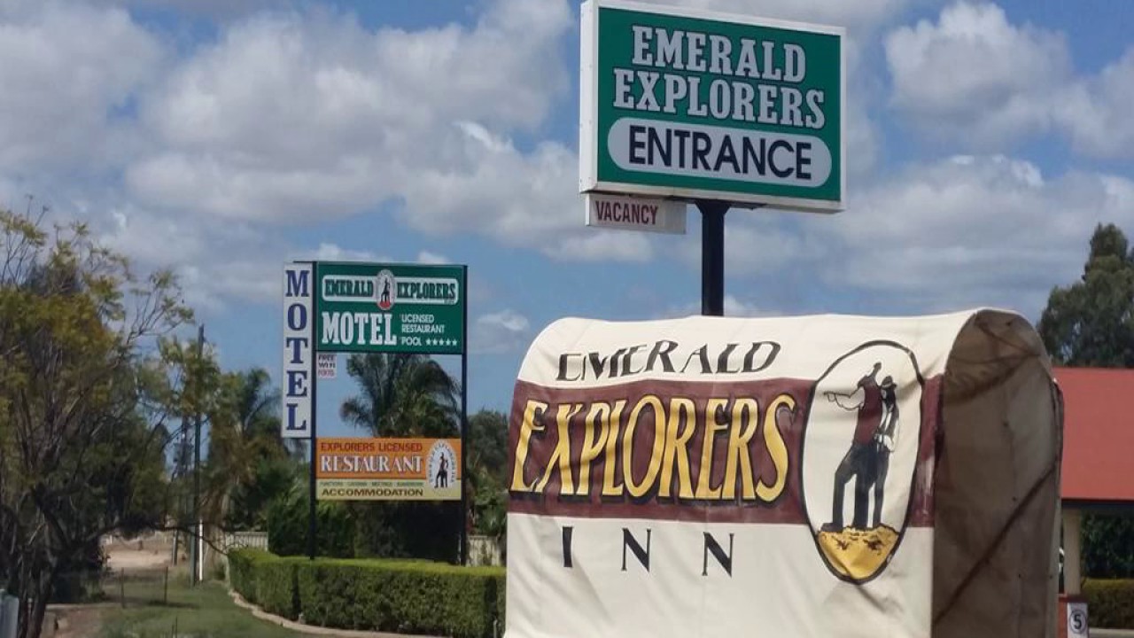 Emerald Explorers Inn