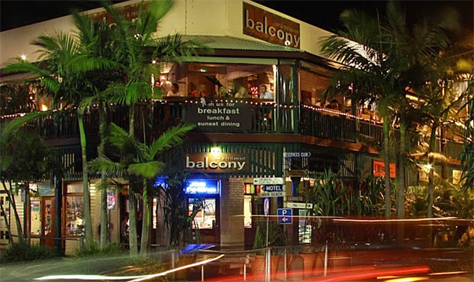 Balcony Bar And Restaurant