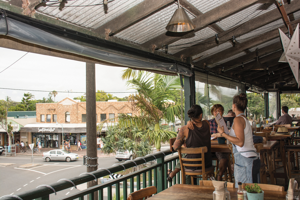 Balcony Bar And Restaurant