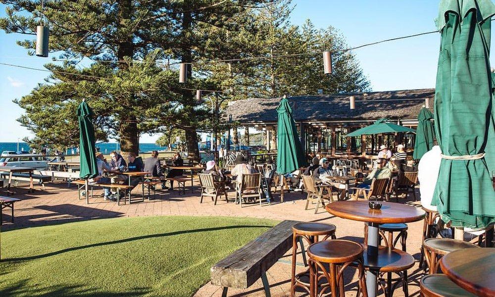 Beach Hotel Beach Hotel