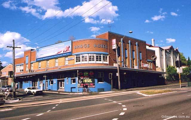 Bridge Hotel