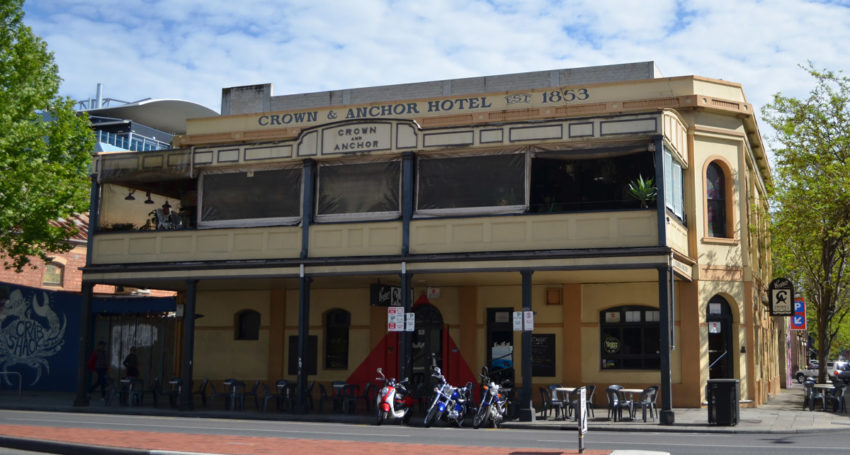 Crown & Anchor Hotel