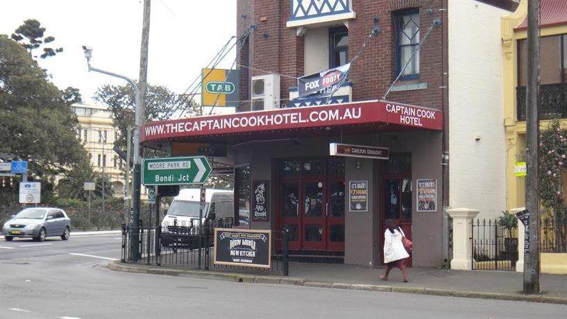 Captain Cook Hotel