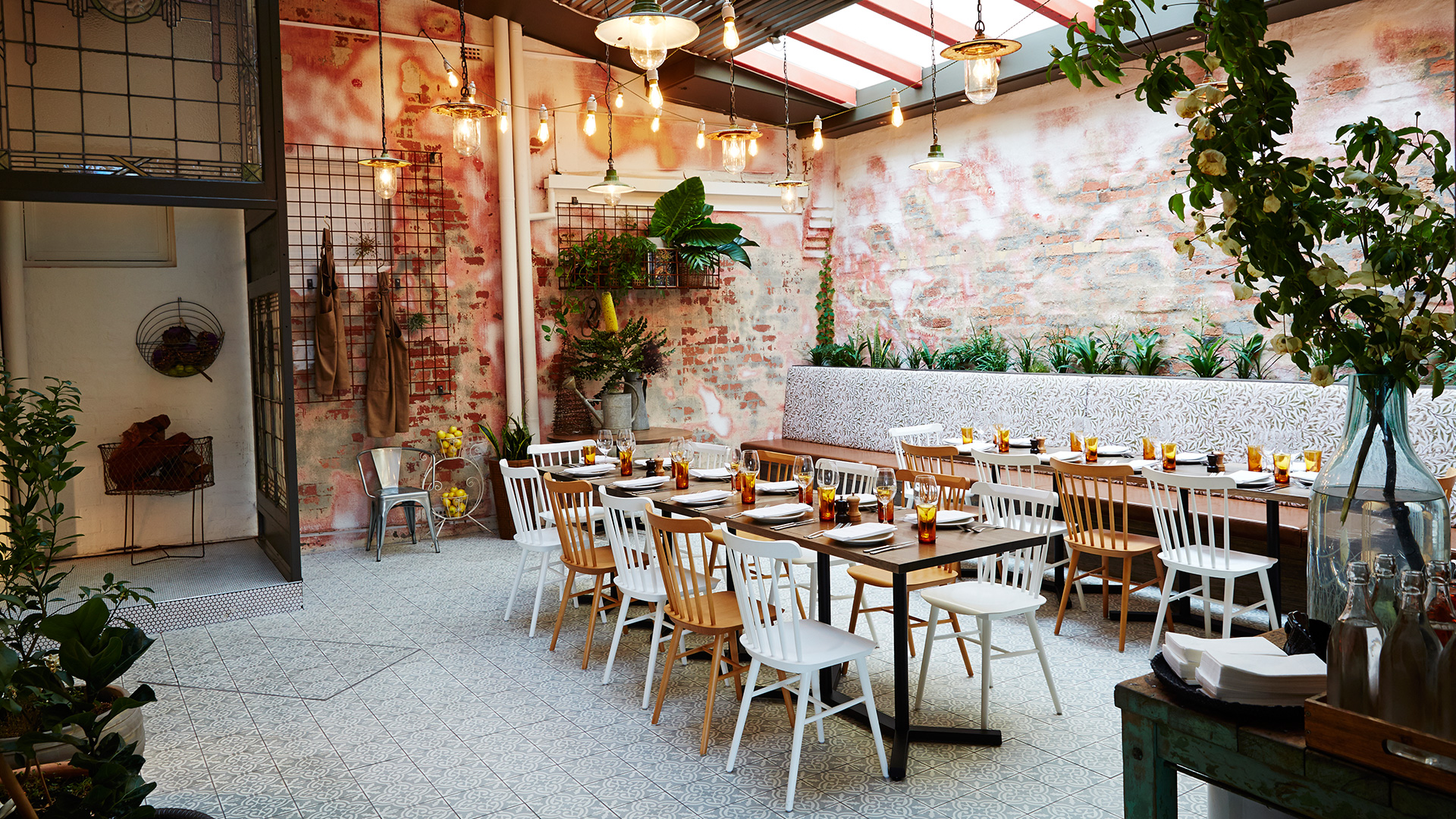 Fitzroy Town Hall Hotel