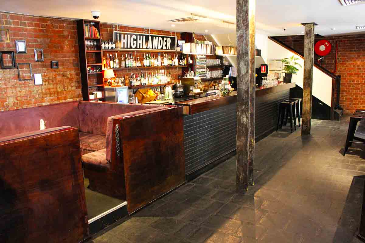 Highlander Bar