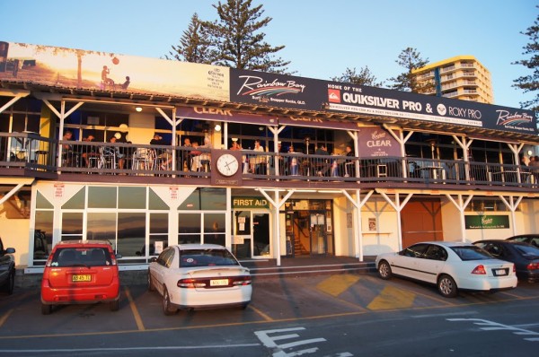 Blacks Beach Tavern