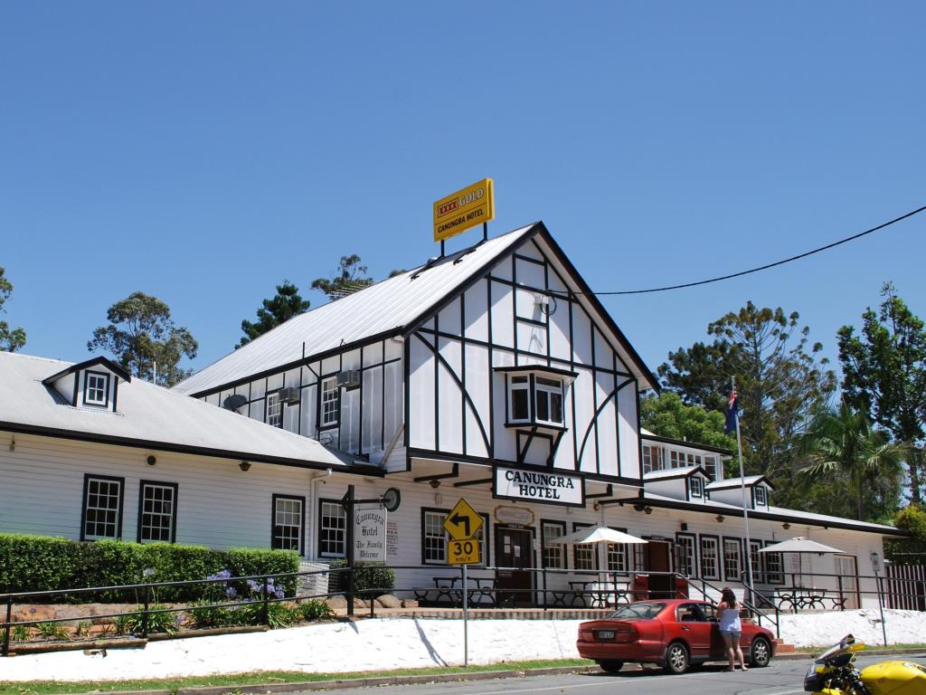 The Canungra Hotel
